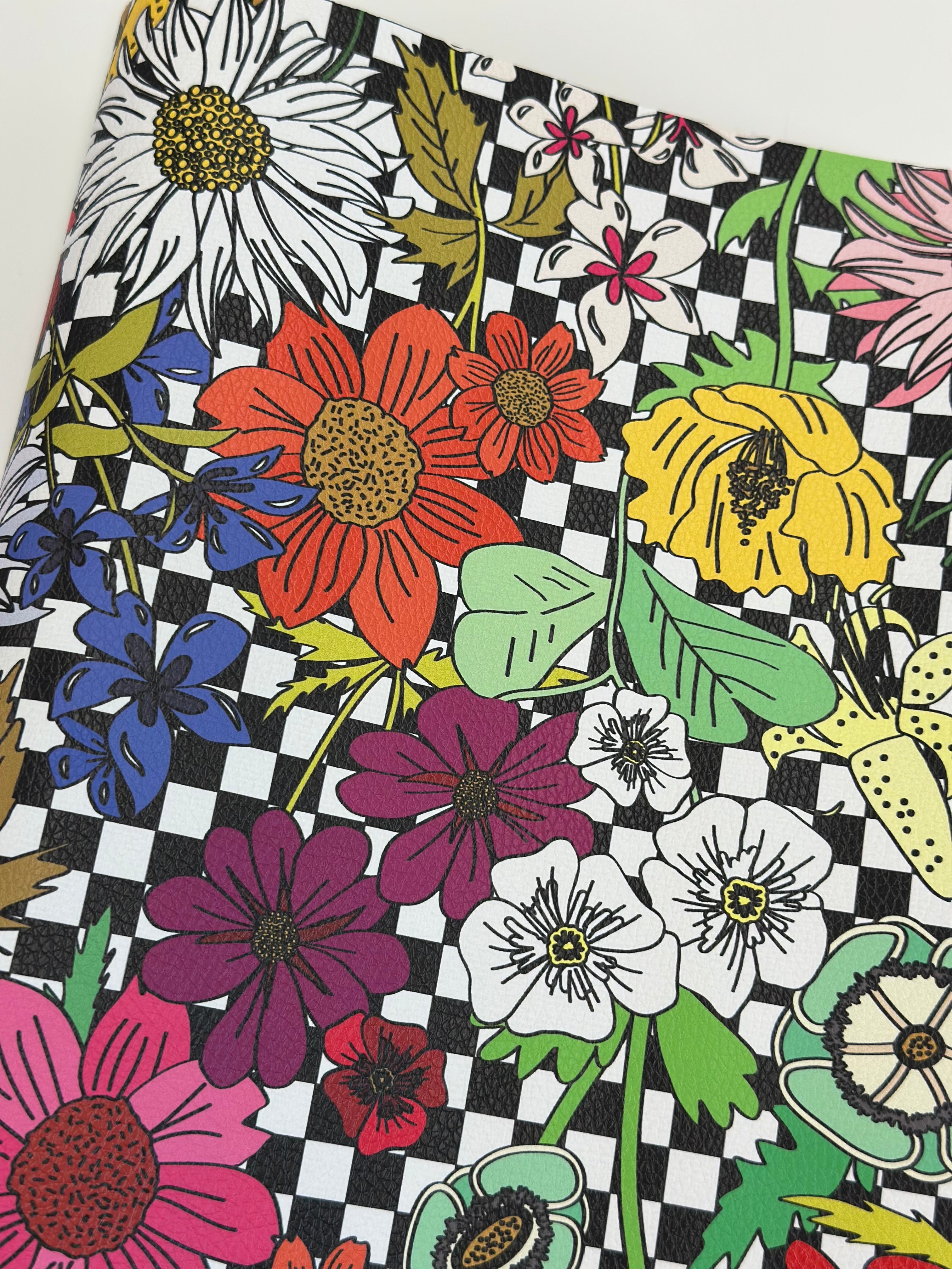 Retro Floral Check Pebble Vinyl