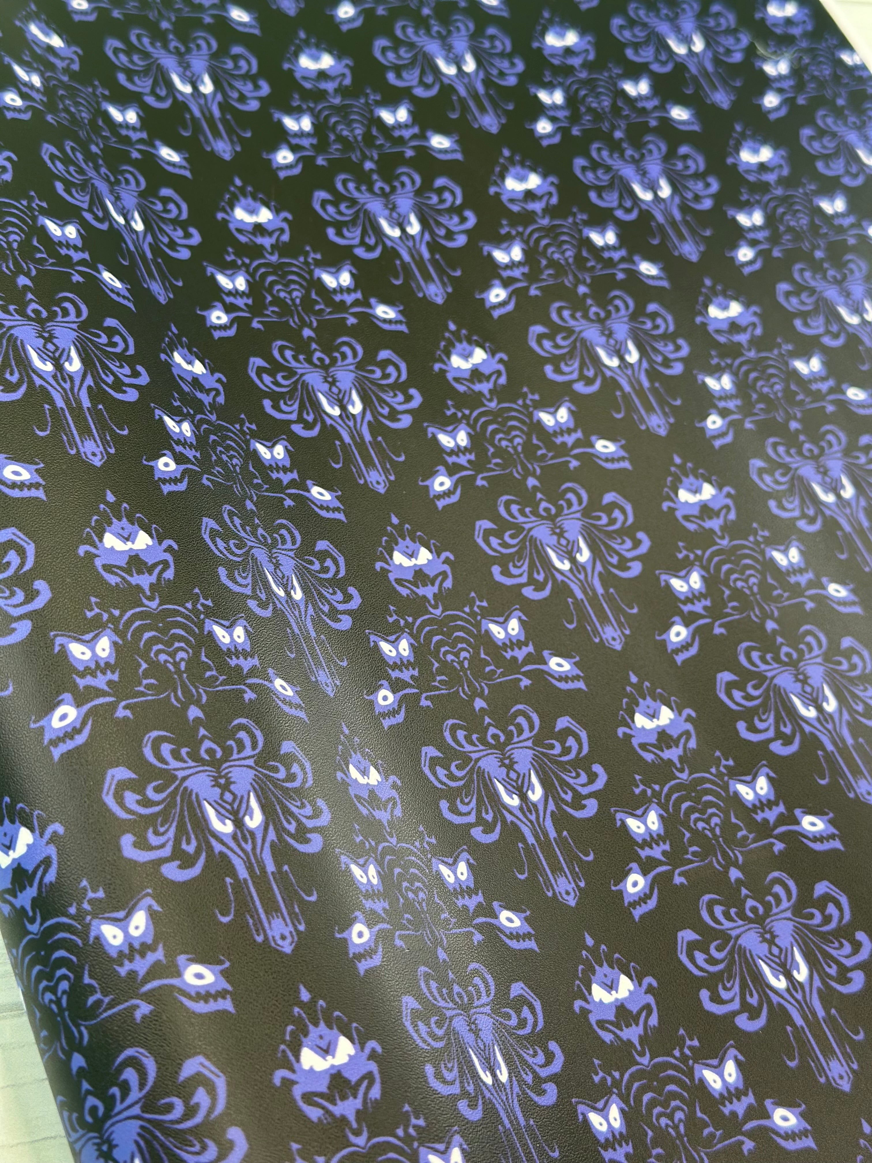 Mansion Wallpaper Smooth vinyl