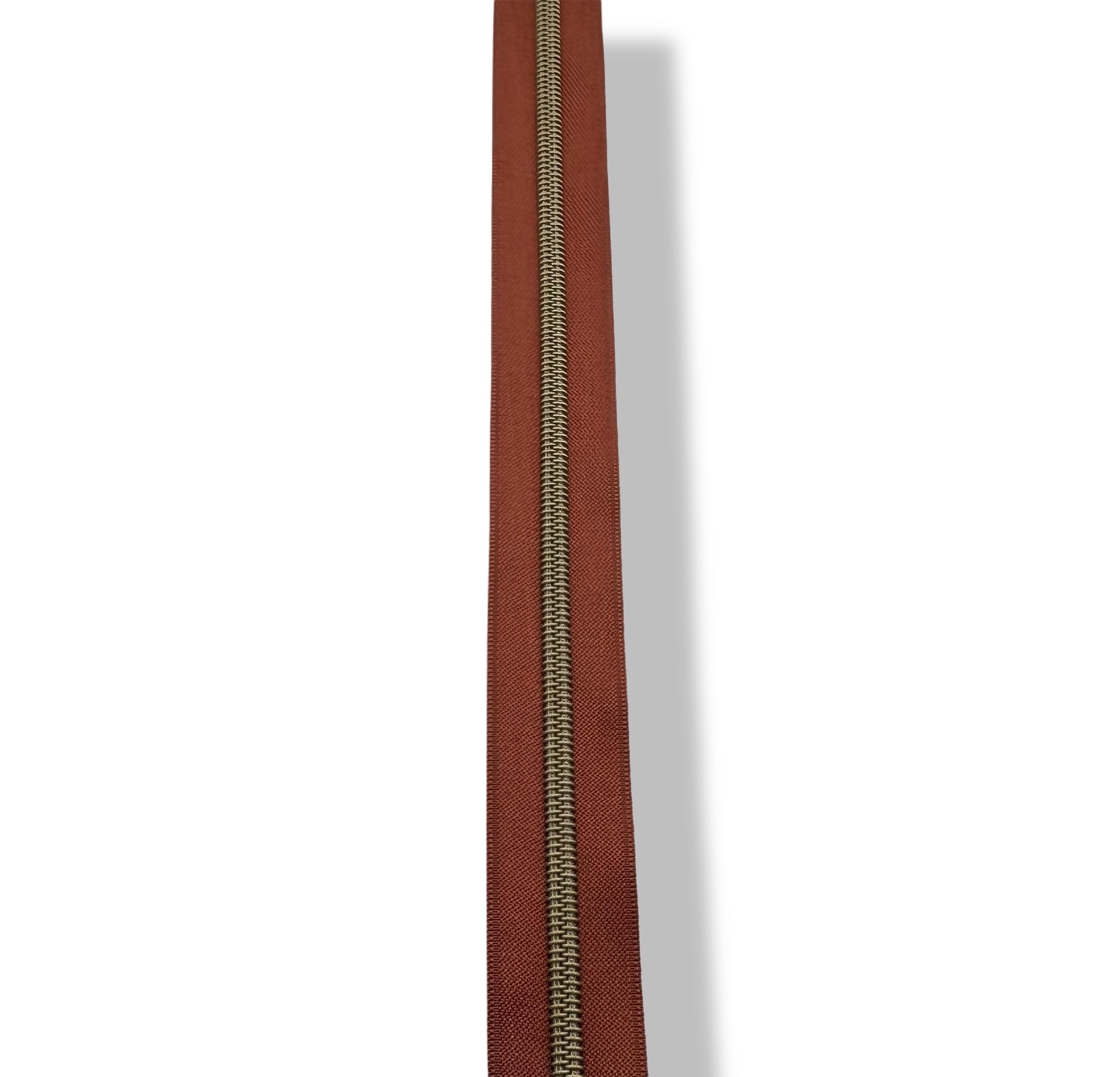 Chestnut zipper tape w/ Antique teeth