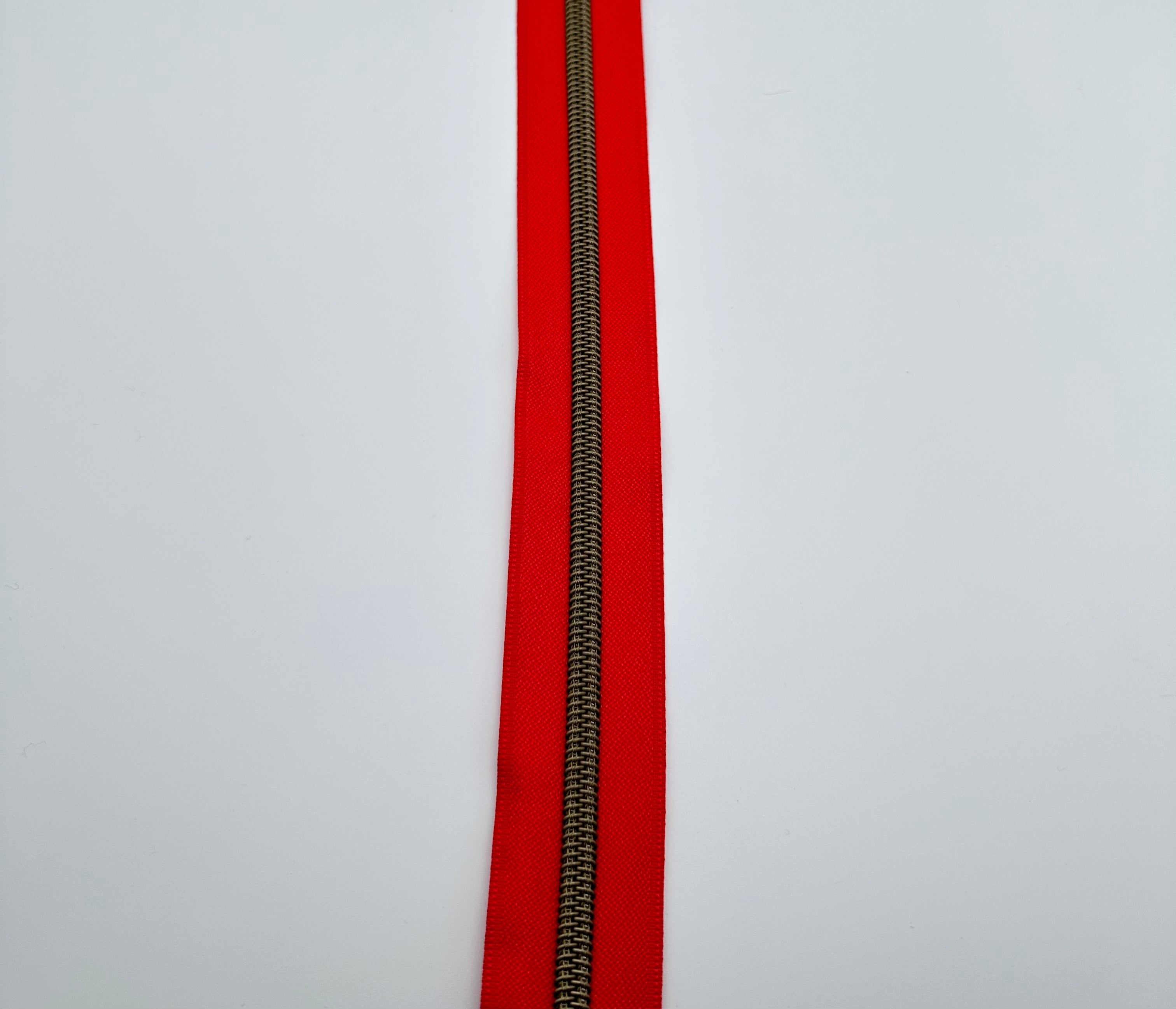 Red zipper tape with Antique teeth