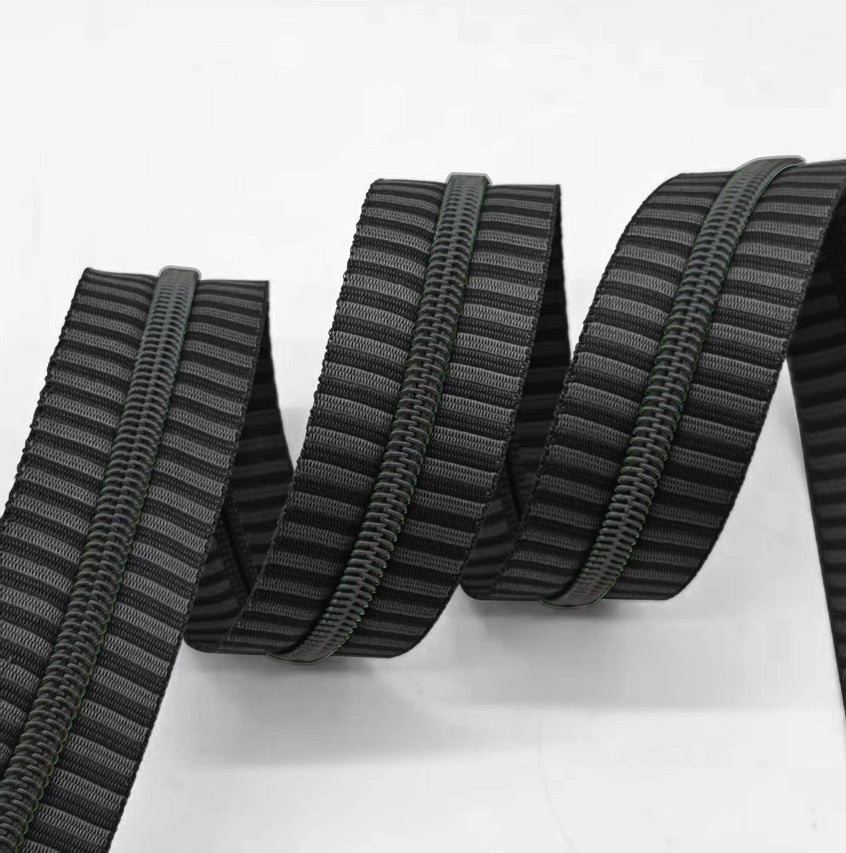 Emo Stripe with Black teeth Zipper Tape