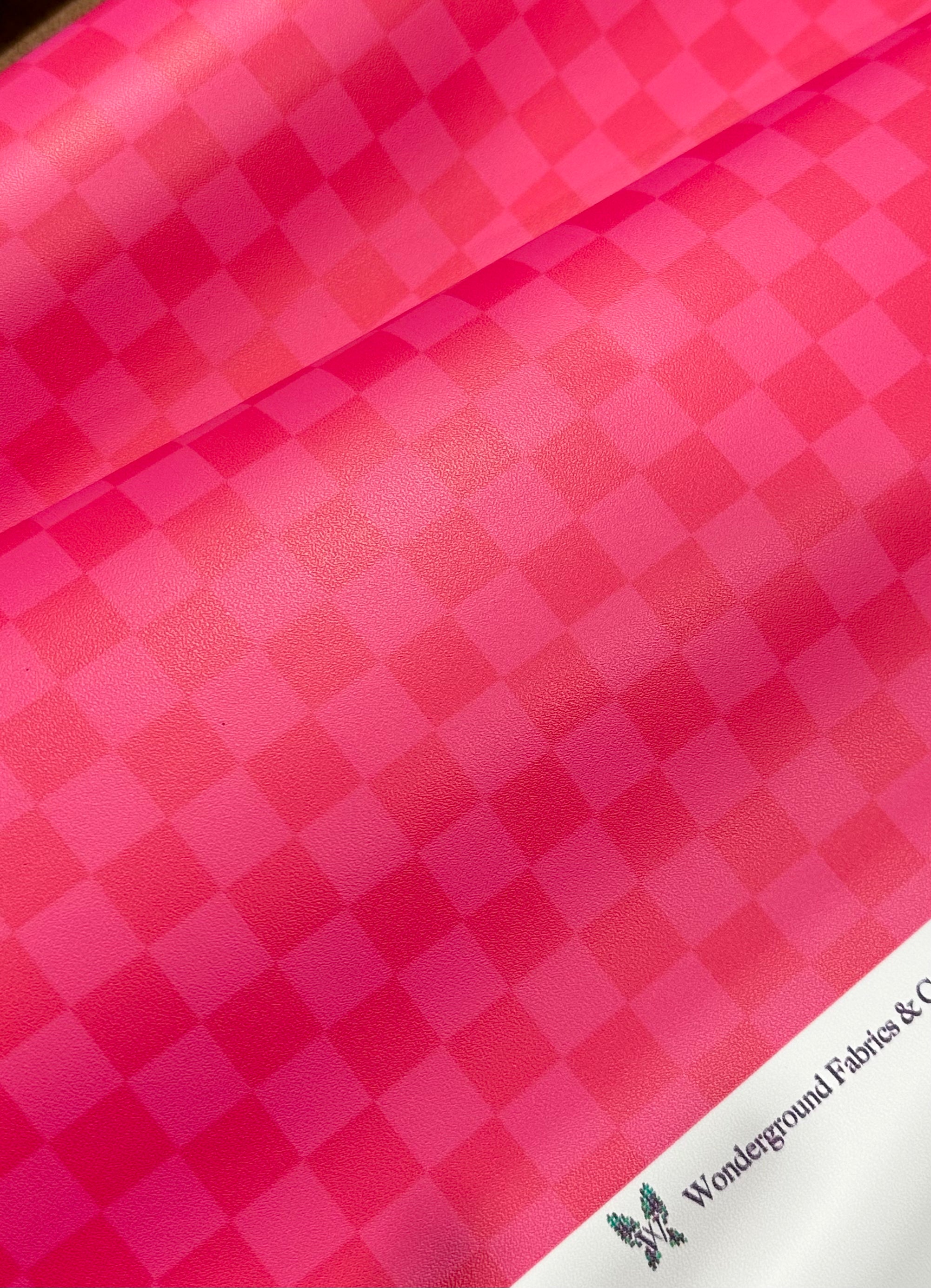 Strawberry Pink Check Smooth vinyl