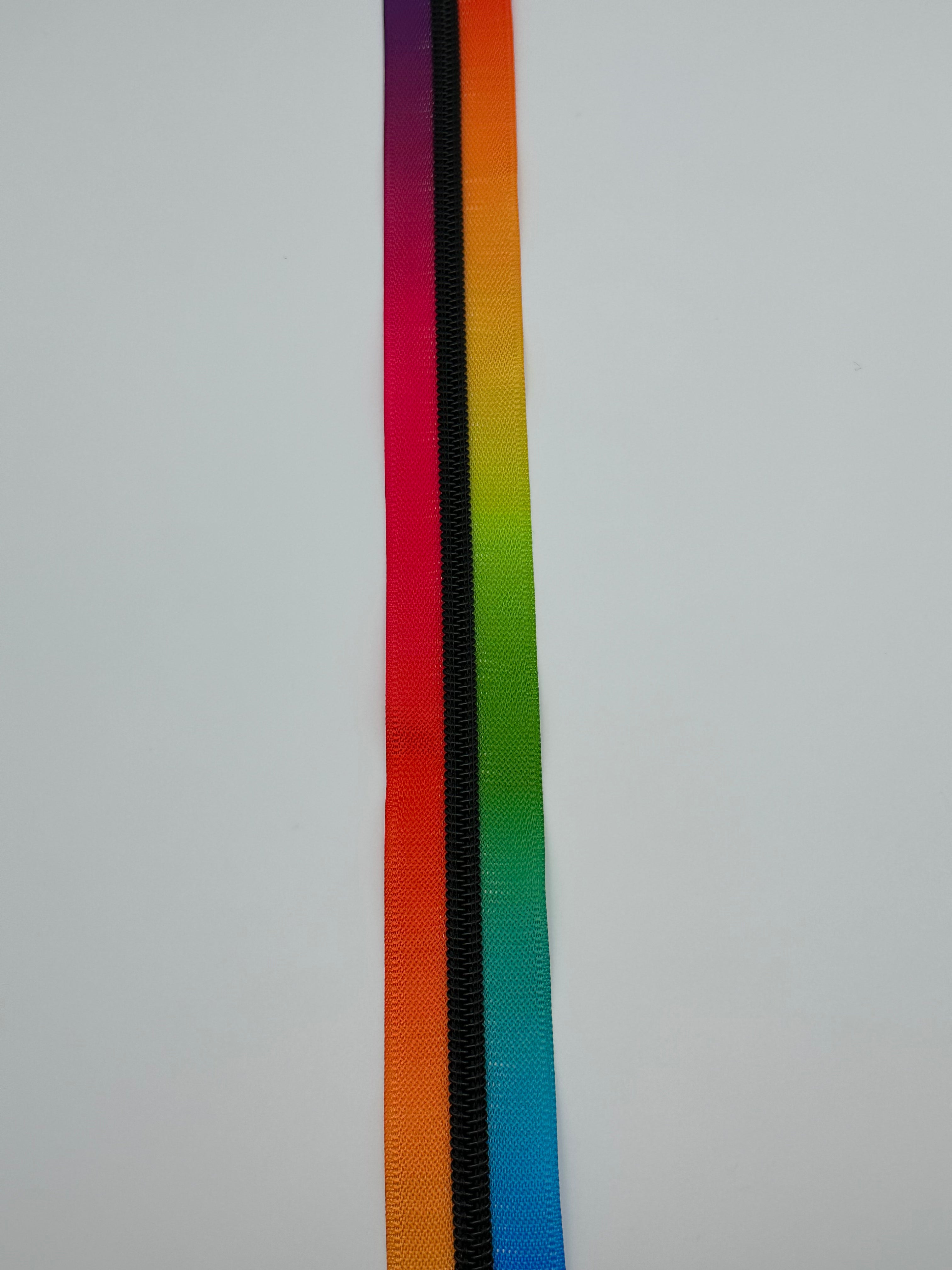 Rainbow ombre zipper tape