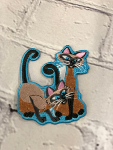 Cat embroidered patch